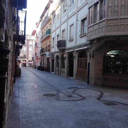 Pension Travesia Del Laurel Logroño Exterior foto